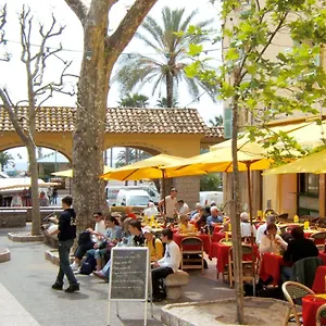 Patio De La Pietonne , Menton France